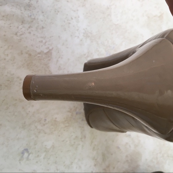 2 Pairs Heels Bundle - Picture 12 of 16